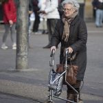 Buying Narrow Walkers For Seniors? Here’s What To Look For